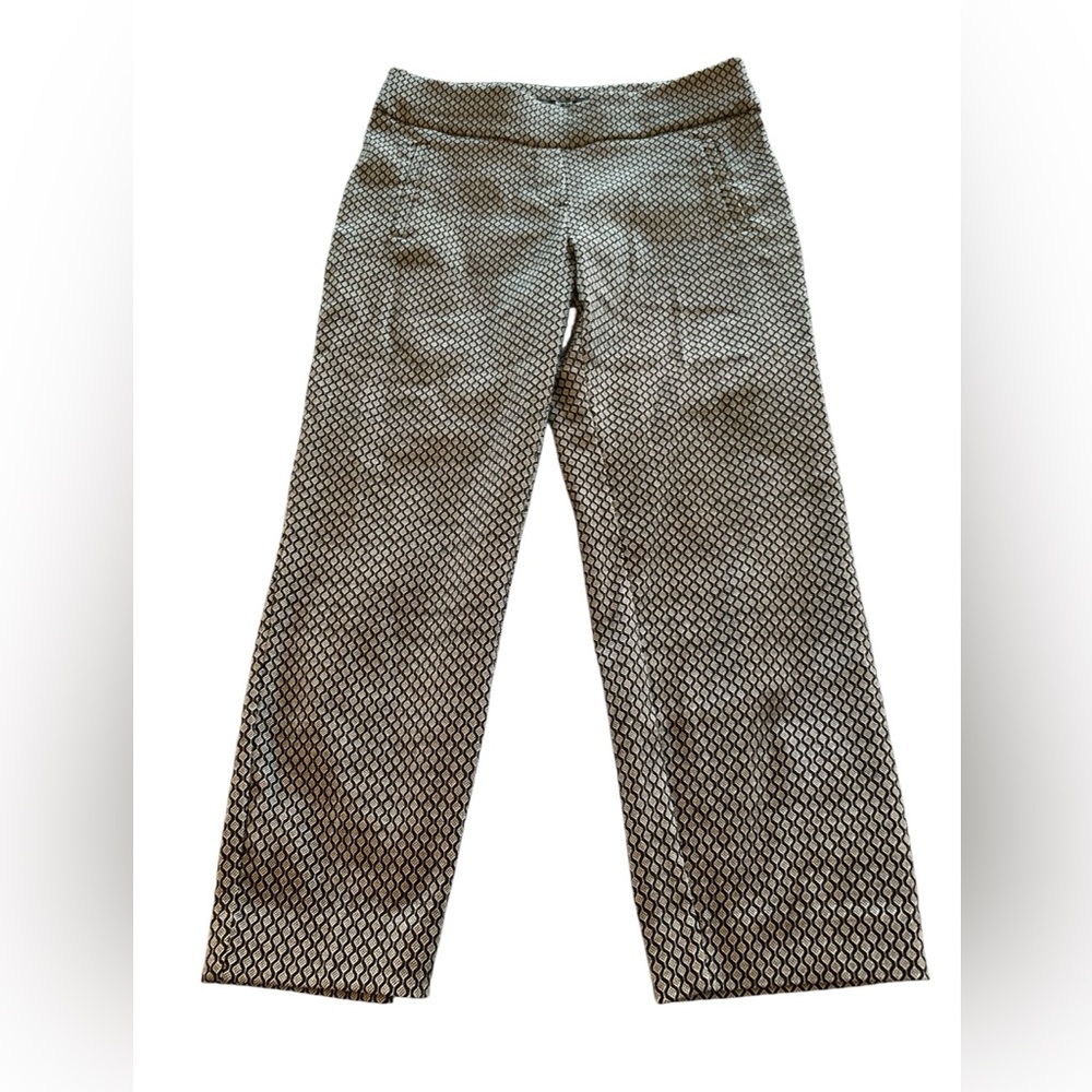 Apt 9 cropped black and white Stylish Geometric Patterned Pants, size 10